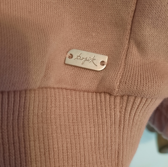 NWT Tropik Sweater, Size XL, Light mauve Colour - Picture 3 of 11